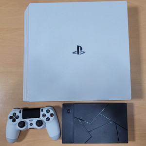 PS4 PRO(1TB) + 8TB 외장하드 팝니다.