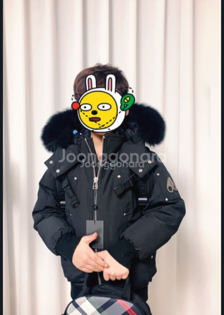 무스너클 24년에디션 한정판 아동점퍼팝니다--1