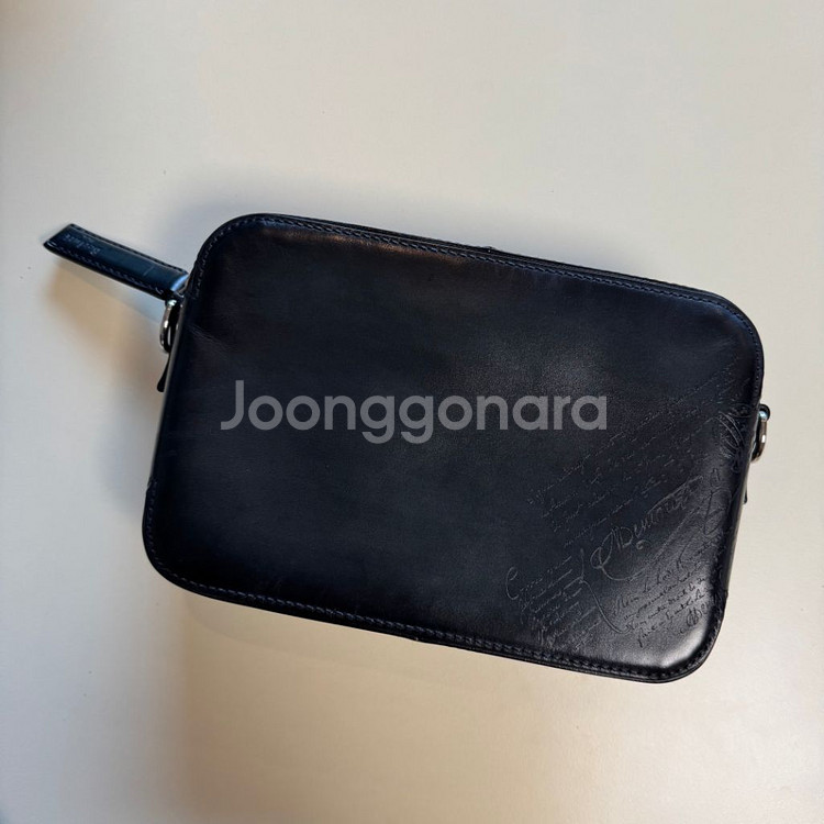 벨루티 크로스백 다크 그린 (새상품/시즌상품)--2