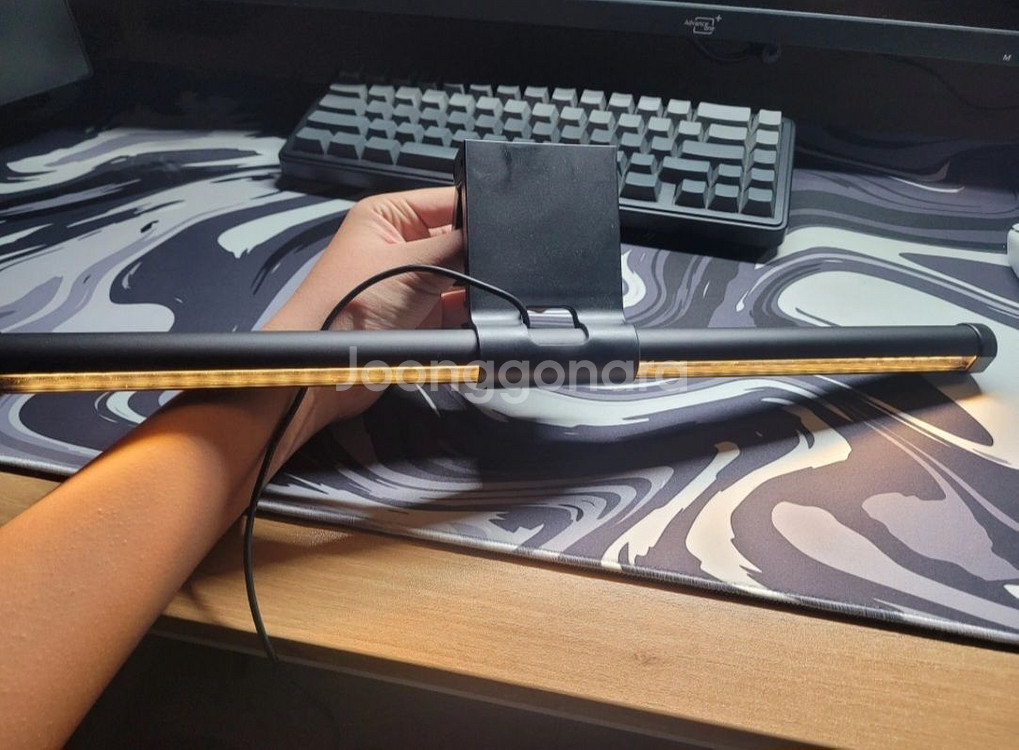 PC모니터 무드등 팝니다--1