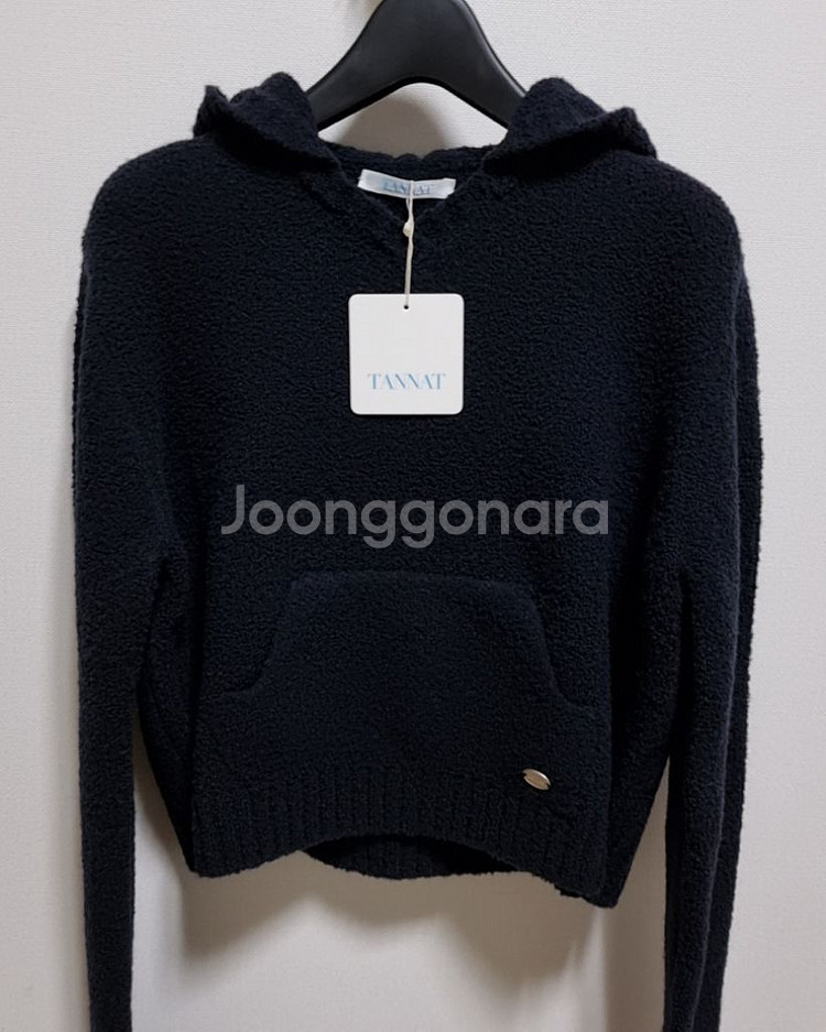 (택달린 새상품) 타낫 후드 니트 블랙--3