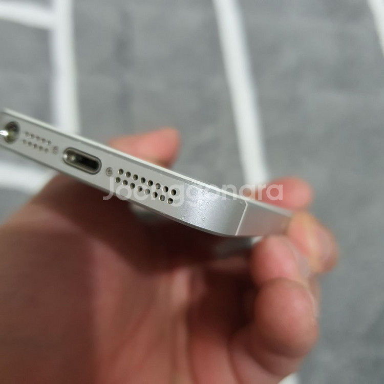 애플 아이폰SE 64기가 A1723--4