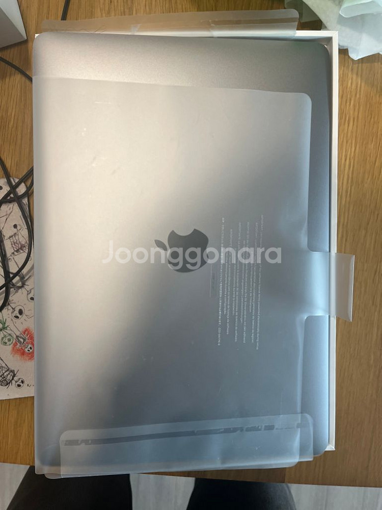 맥북에어 m1 8GB / 256 GB 풀박 최상급--1
