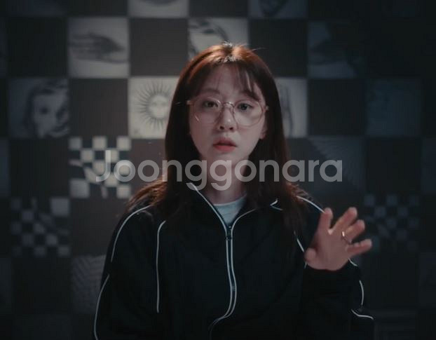 피의게임3 김민아 안경 선글라스 투명 하금테 무테 김나--2