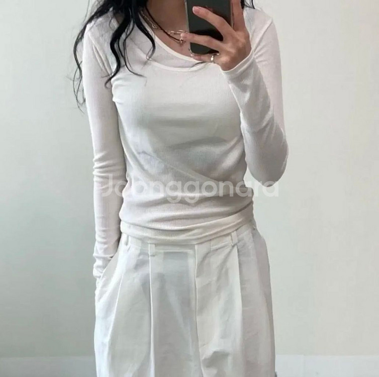 아델리오 미뉴에트 라룸 베이지 레이어드 나시 긴팔티--1