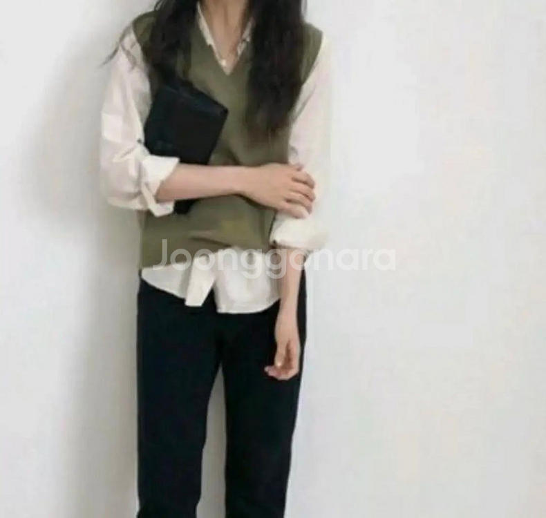 가내스라 미뉴에트 프롬비기닝 라룸 카키 그린 니트 조끼--2