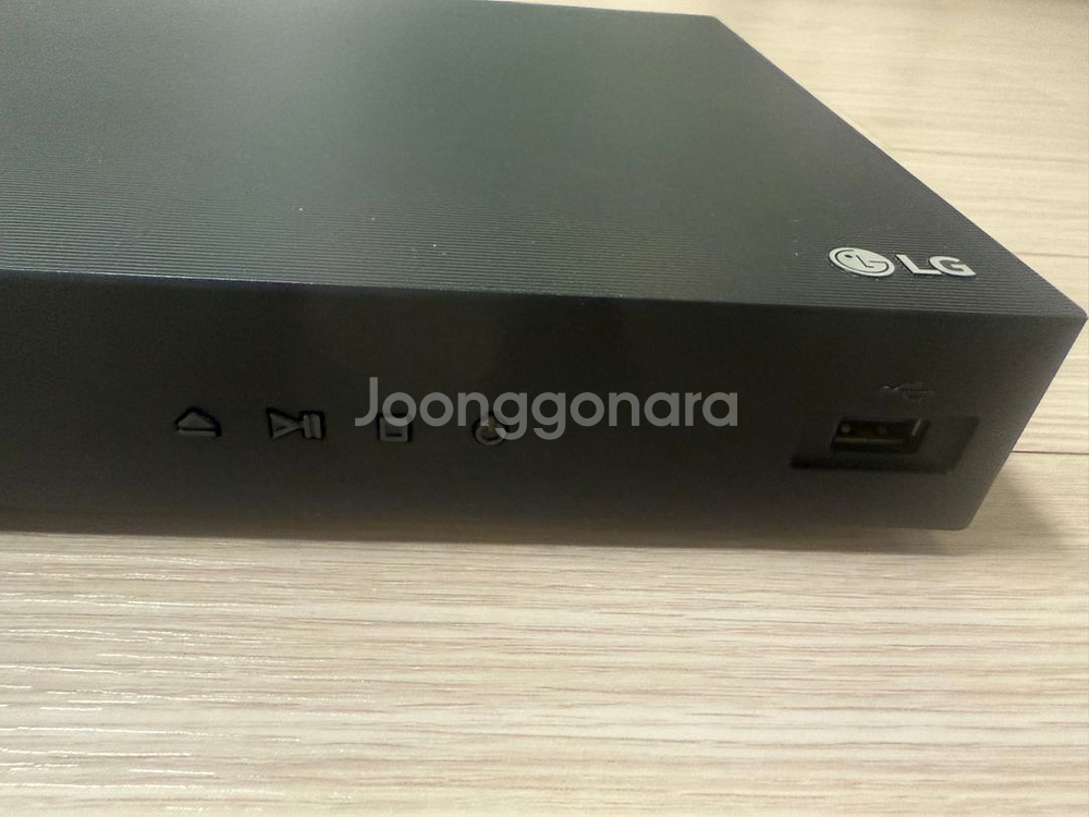 LG UBK90 4K UHD 블루레이 플레이어--6