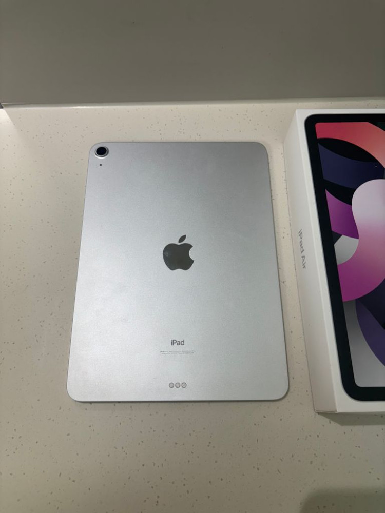 아이패드 에어 4세대 wifi 64g 실버--1