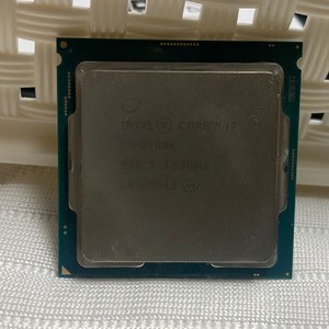 i7 9700k (일단 화면 안나옴)(택포)