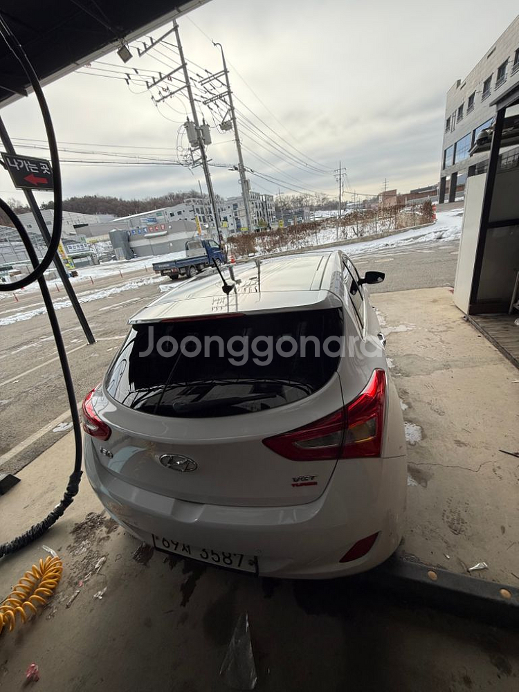 뉴i30 PYL1.6 디젤풀옵 대차나판매합니다 무사고차--6