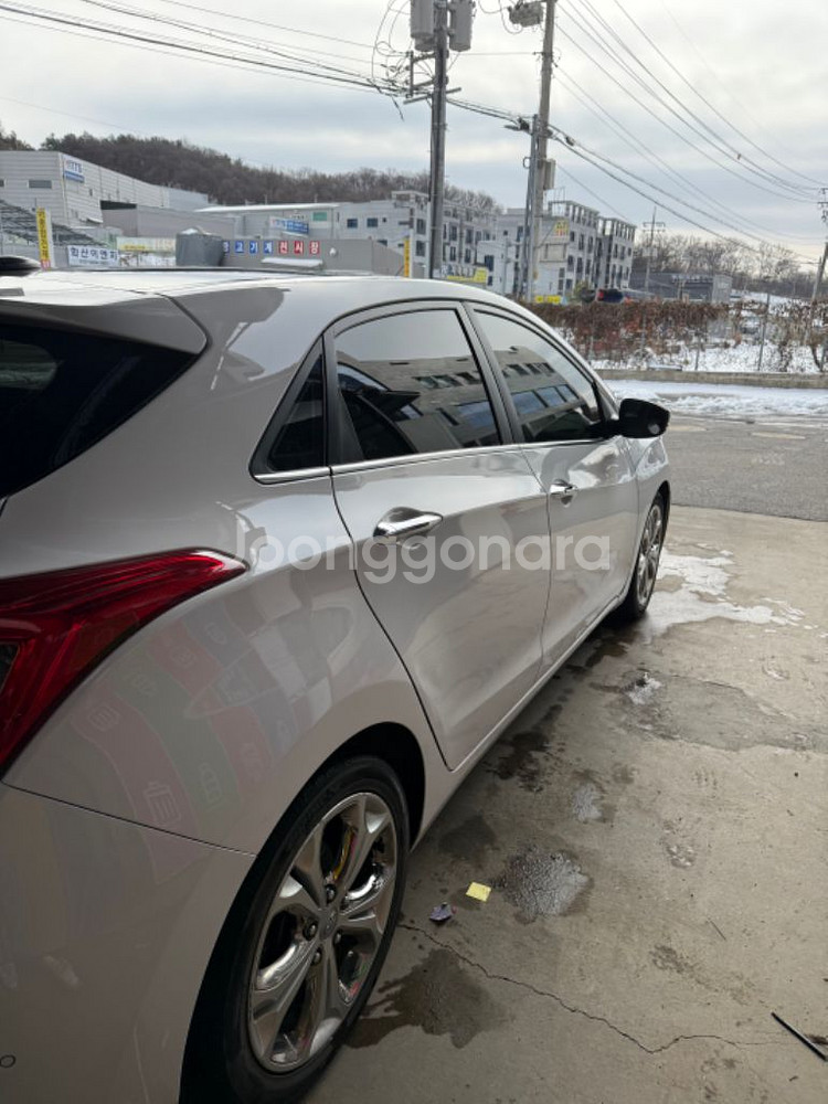 뉴i30 PYL1.6 디젤풀옵 대차나판매합니다 무사고차--7