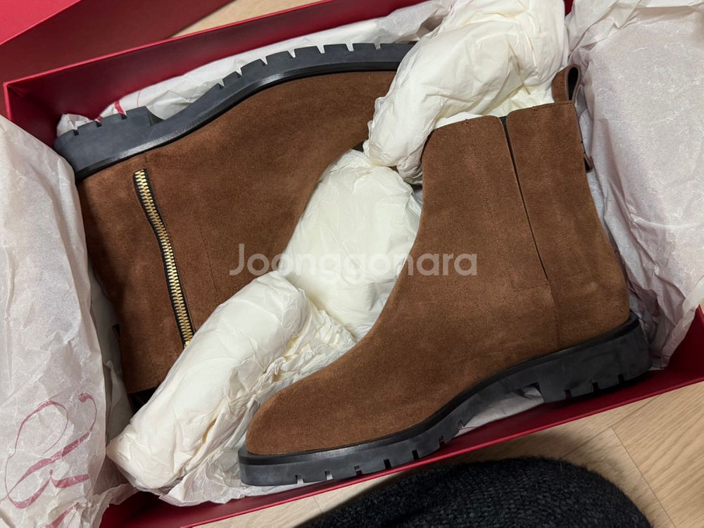 로저비비에 스웨이드 앵클부츠--3