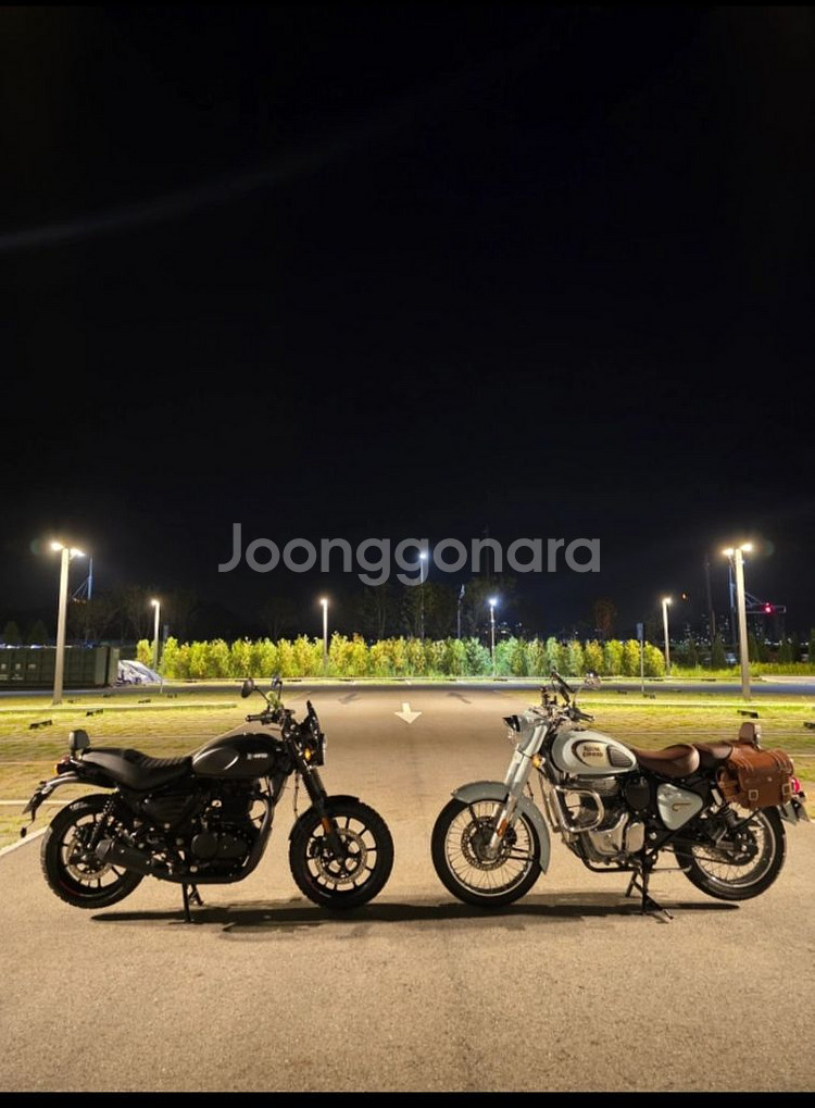 22년식 로얄엔필드 클레식 헬시온 그레이 350--1
