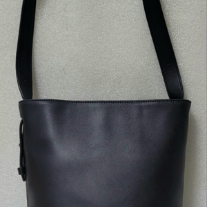 로서울 Juty medium shoulder bag