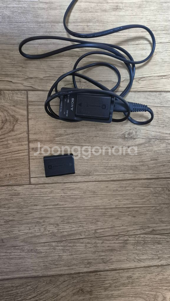 카메라 바디 a6400 (케이지 포함)--8