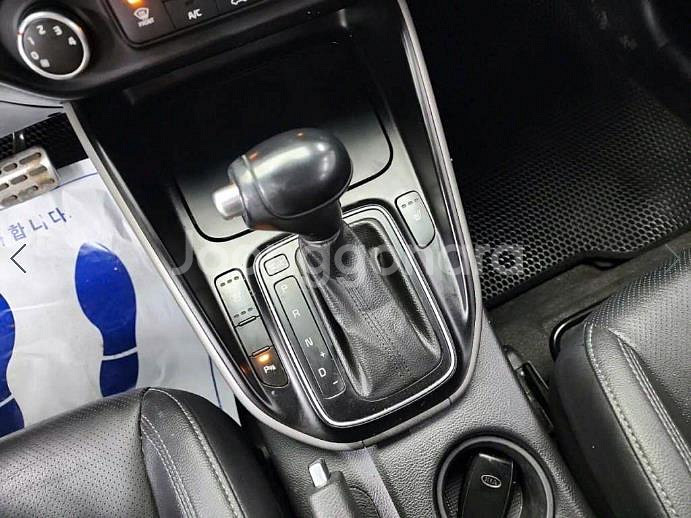 @18년식 더 뉴카렌스 2.0 LPi 7인승 프레스티--7