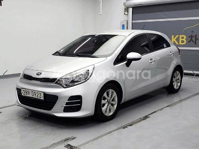 @15년식 더 뉴프라이드 5도어 1.6 GDI 럭셔리--2