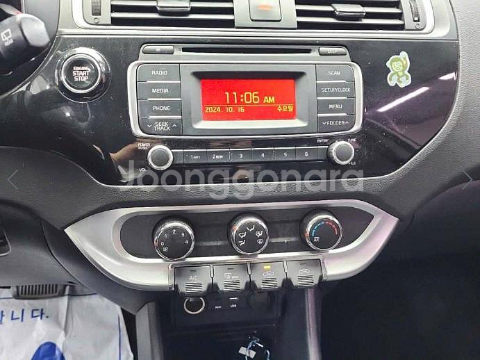 @15년식 더 뉴프라이드 5도어 1.6 GDI 럭셔리--9