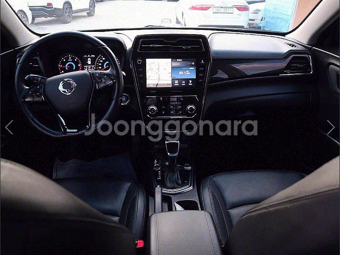@20년식 베리 뉴 티볼리 1.6 디젤 2WD V5--4