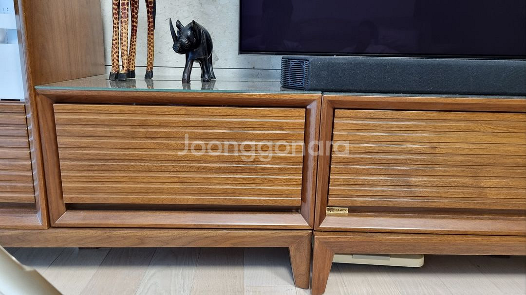 (가격인하)삼익 원목 거실장--2