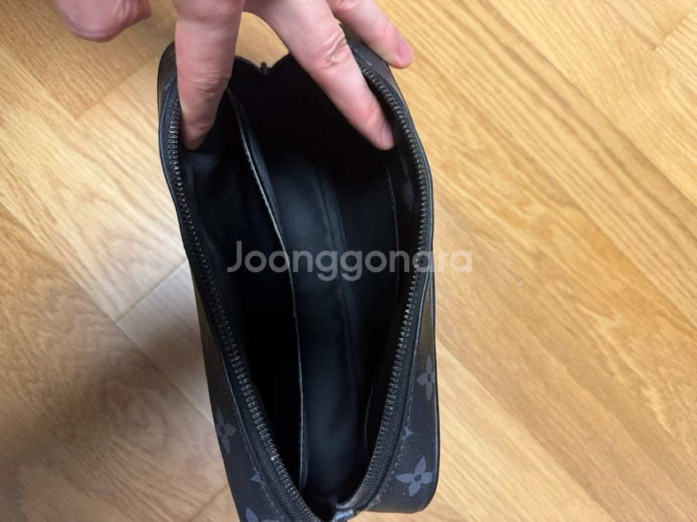루이비통 클러치--2