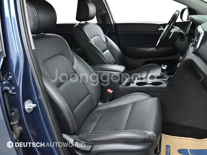 @20년식 스포티지 더 볼드 R2.0 디젤 2WD 트--9