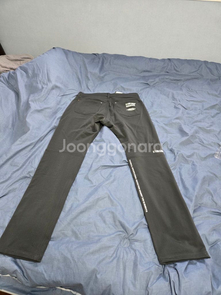 마크엔로나 L--1