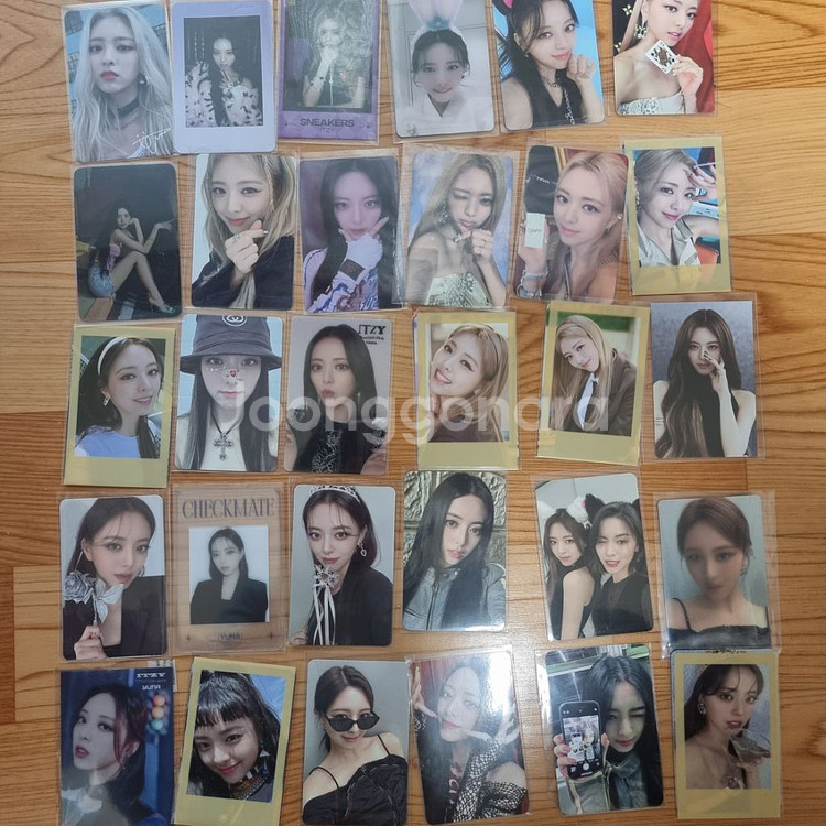 있지 유나 itzy 포카 포토카드일괄 팝니다--1