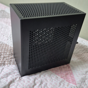 zs a4dc v4 sff 케이스