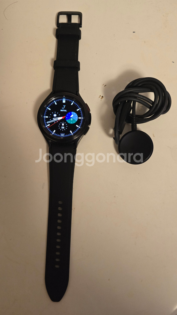 갤럭시 워치4클래식 46mm 충전케이블포함 7만원--1