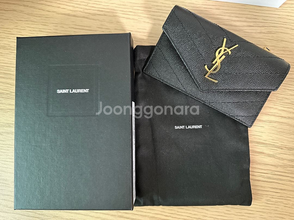 입생로랑 카드지갑 새상품 정품보증서 포함--2