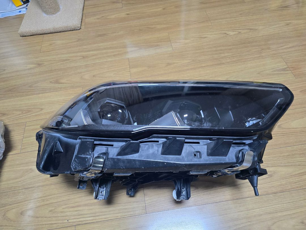 BMW X5 G05 LED 순정라이트 이미지