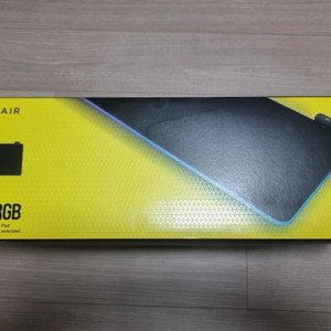 커세어 mm700 rgb 마우스패드