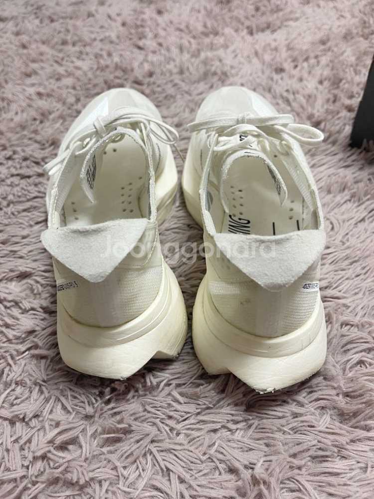 아디다스 아디오스 프로3 여성 230(235) 러닝화--2