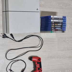 플레이스테이션4.ps4플스4흰색 500gb. 1105