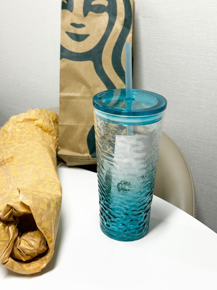 (새상품) 스타벅스 여름용 텀블러 532ml--0