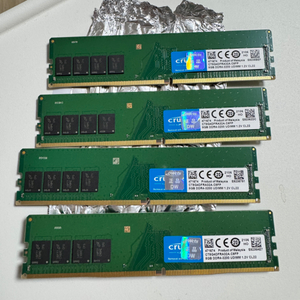 마이크론 Crucial DDR4 8g*4EA