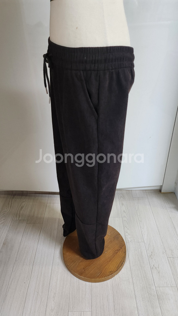 (새상품)여자 조그 골덴 바지 밴딩 허리단면 32cm--1
