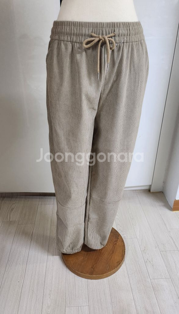 (새상품)여자 조그 골덴 바지 밴딩 허리단면 32cm--3