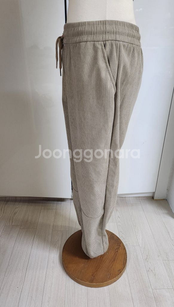 (새상품)여자 조그 골덴 바지 밴딩 허리단면 32cm--4