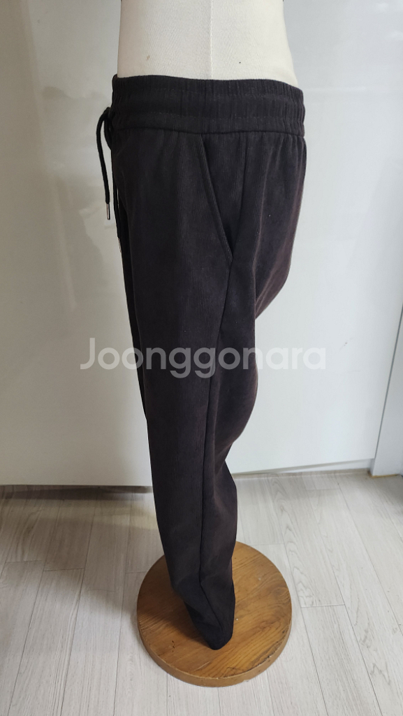 (새상품)여자 골덴 밴딩바지 허리단면 37cm--1