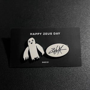 제우스 zeus 생일 뱃지