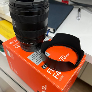 sony FE2070g 렌즈 판매합니다.