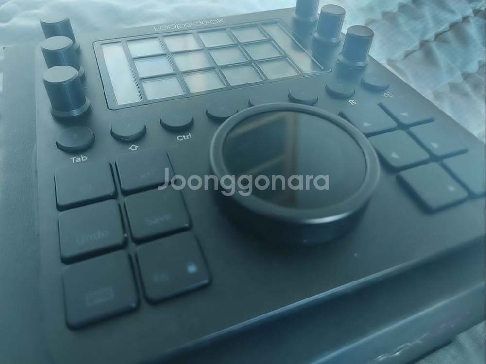 루프덱 ct loupedeck 박스풀 급처 합니다--1