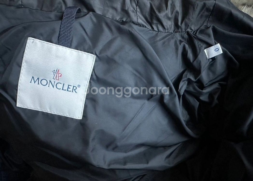 (정품)몽클레어 파브레 여성 폭스퍼 패딩 급처--4
