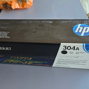 hp CC530A 정품토너 판매(미개봉) +보너스