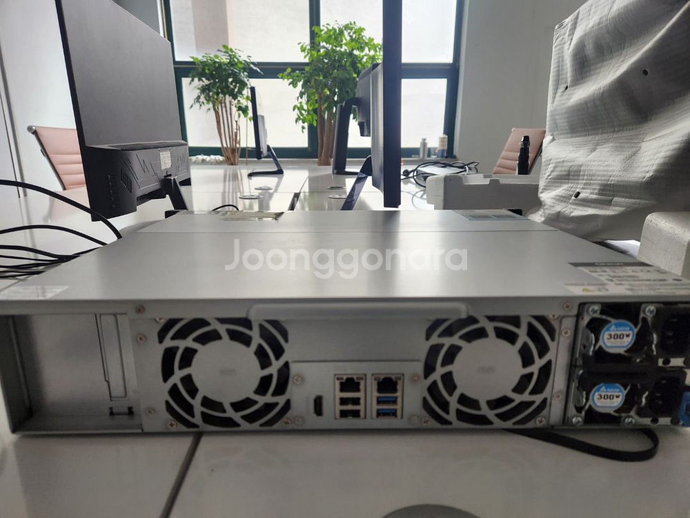 나스64테라 QNAP 8BAY RACK NAS--2