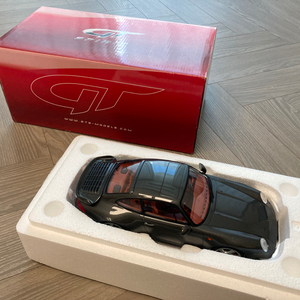 1/18 Porsche 911 Turbo S