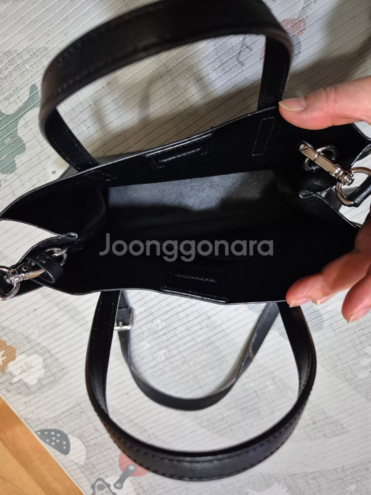 질스튜어트 소가죽 토트 겸 크로스백--4