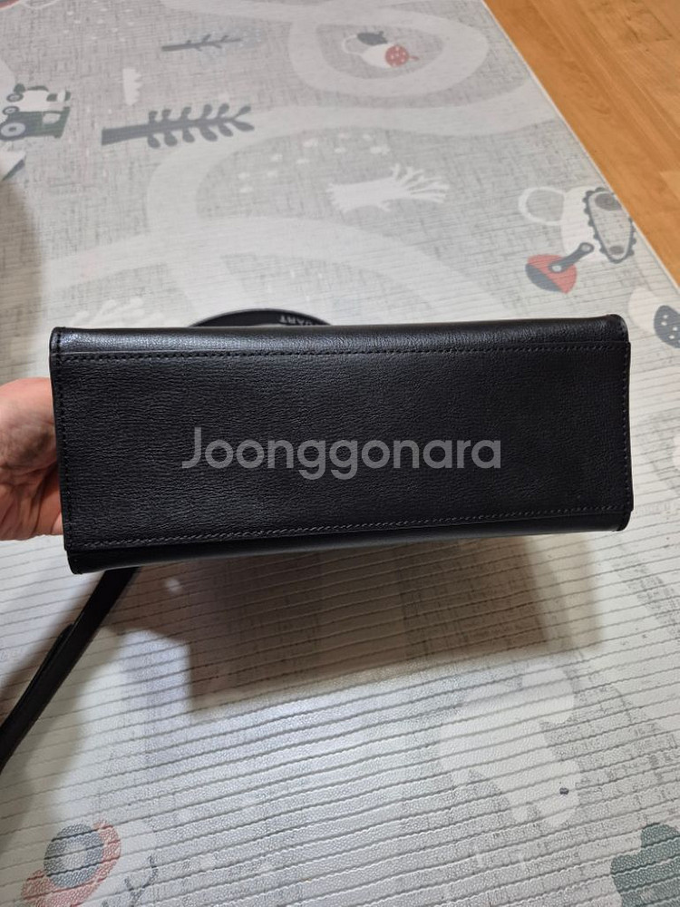 질스튜어트 소가죽 토트 겸 크로스백--2